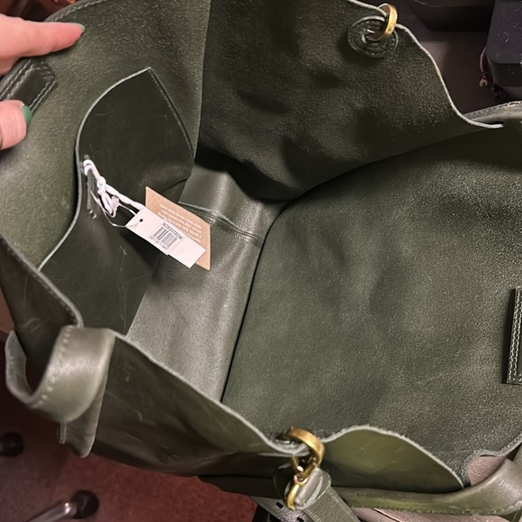 Madewell Green Genuine Leather magnetic closure tote - Picture 4 of 6